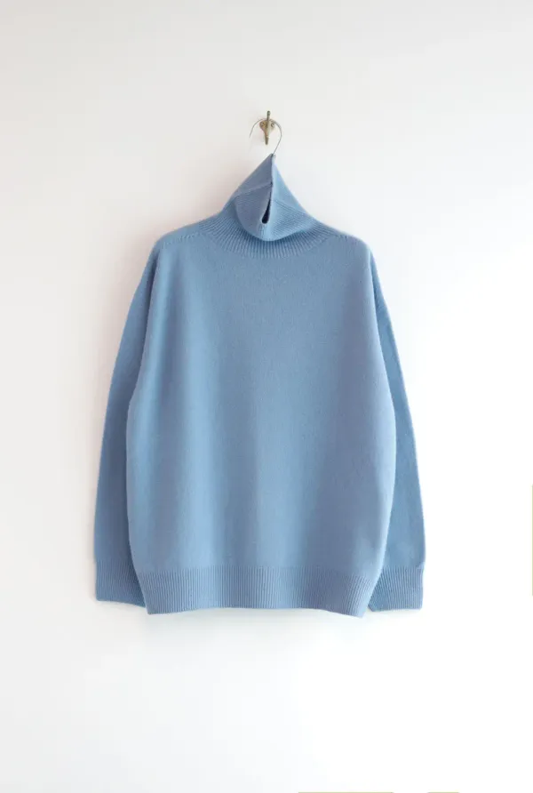 TESS SWEATER (SMOKY BLUE)