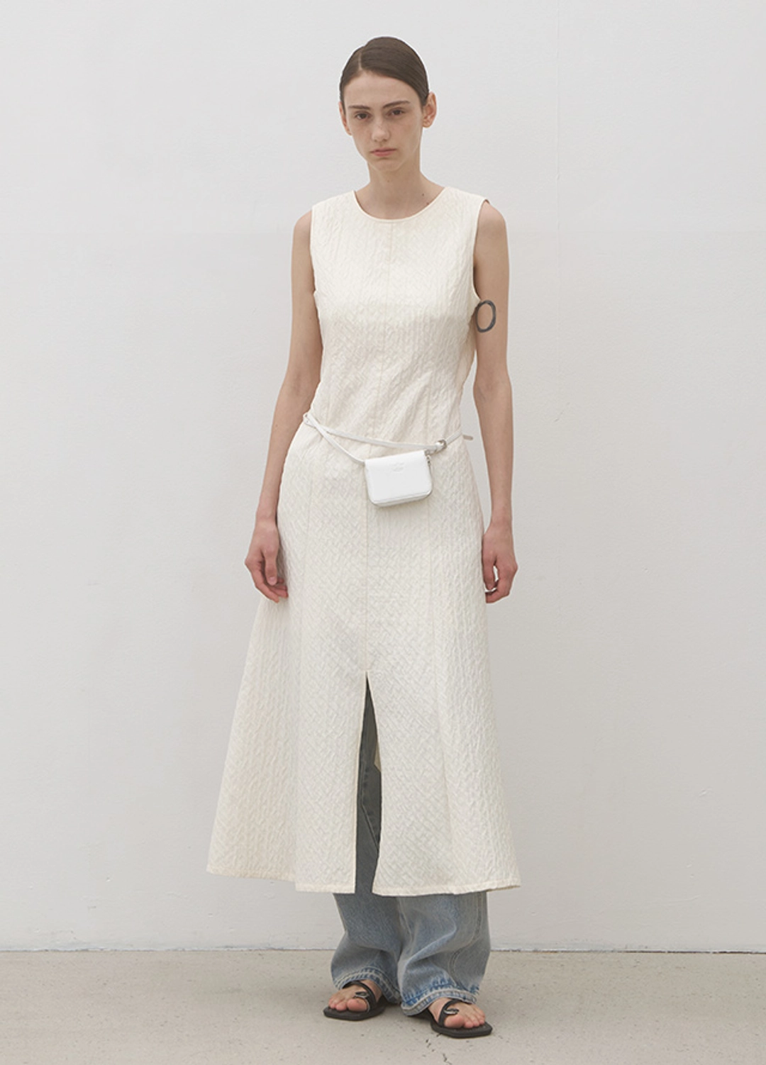 아뜰리에 나인 (OP-6168)BACK OPEN MINIMAL DRESS 상품 이미지 3