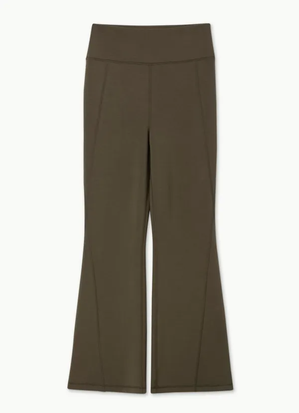 [Movement Line] X Flare pants_Cub