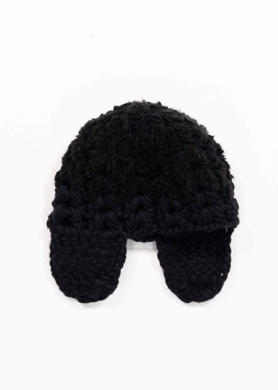 생긴 WOOL MIX HANDMADE CROCHET BEANIE - BLACK 상품 이미지 1