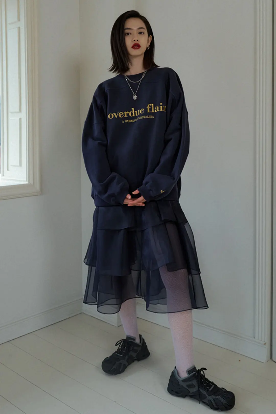 오버듀플레어 NEEDLE OVERSIZE SWEATSHIRT_NAVY 상품 이미지 2
