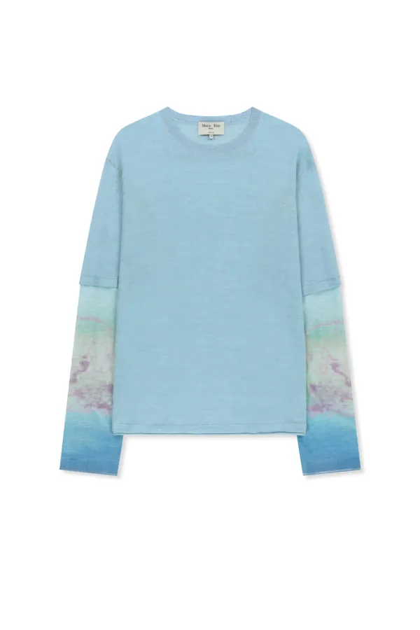 SLEEVE PRINT KNIT PULLOVER IN LIGHT BLUE