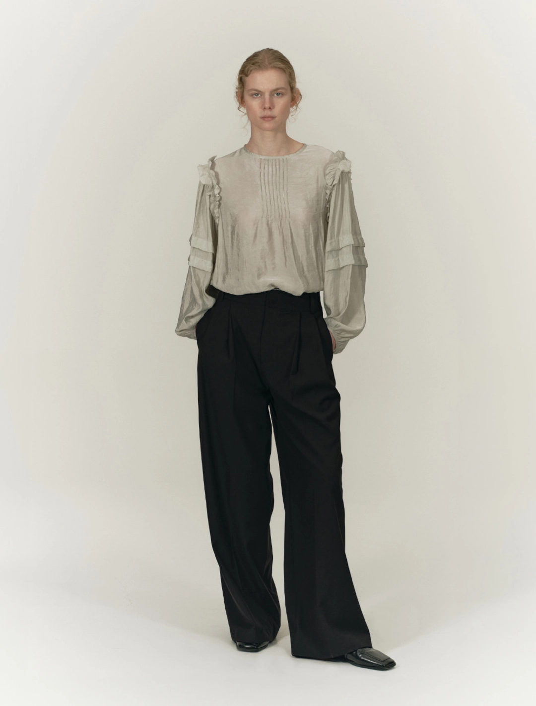 솔티페블 STRAIGHT PINTUCK SLACKS PANTS [BLACK] 상품 이미지 2