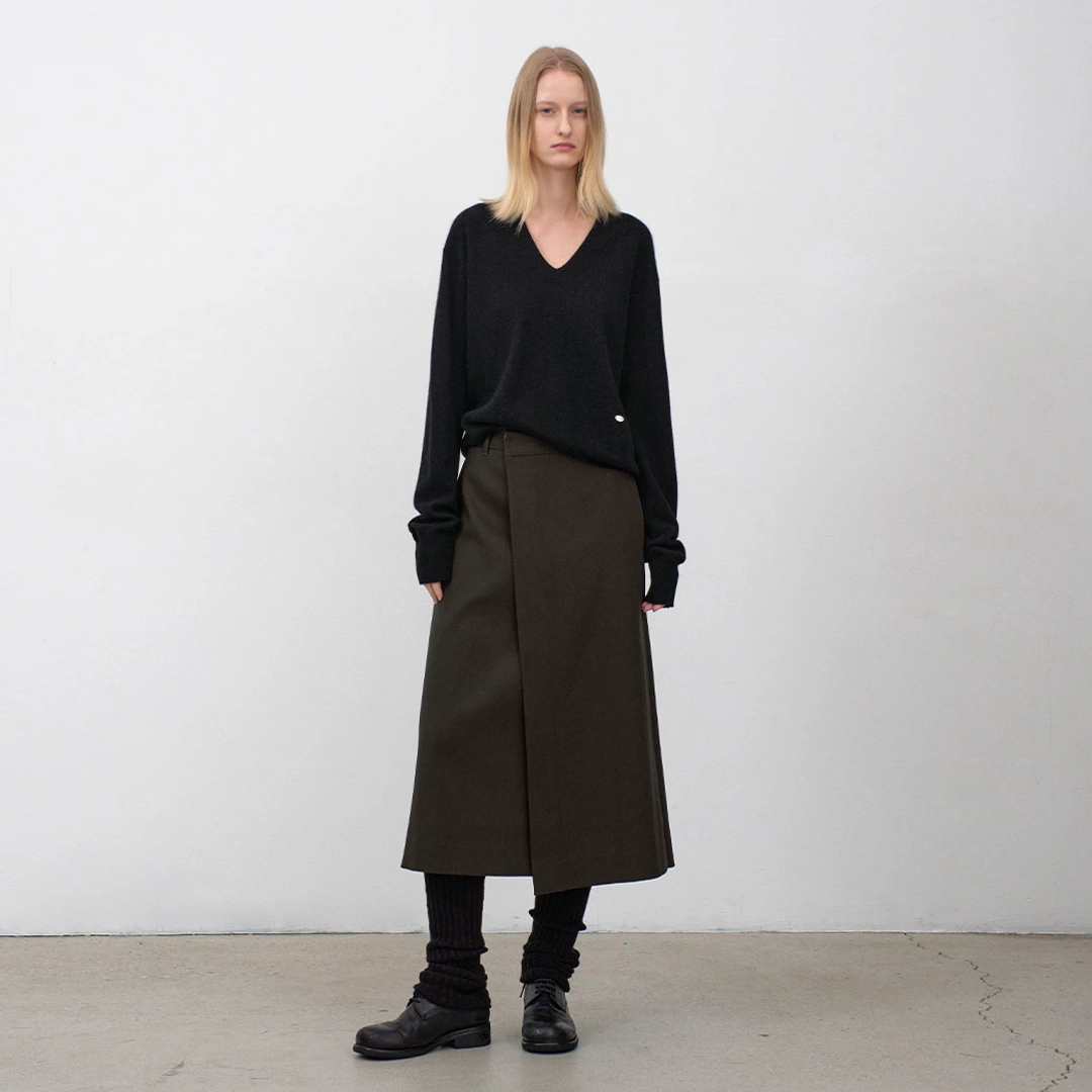 아뜰리에 나인 (SK-5067)ESSENTIAL UNBALANCED WRAP SKIRT 상품 이미지 2
