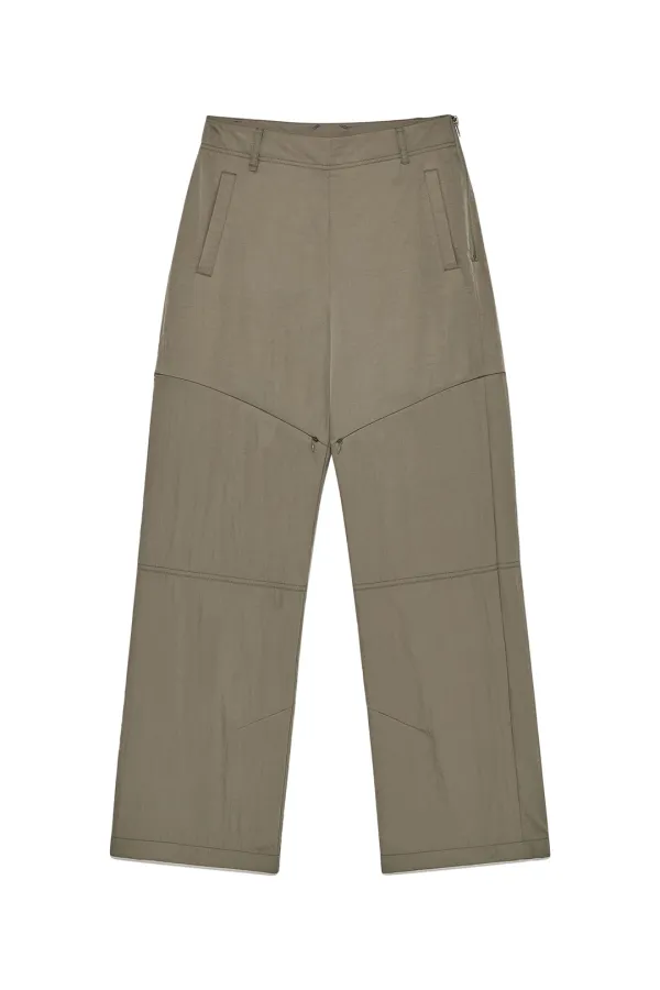 ZIPPER DETAIL NYLON PANTS IN KHAKI