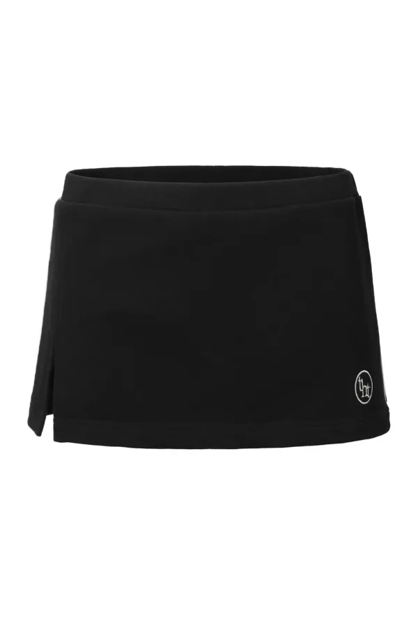 Piping slit skirt