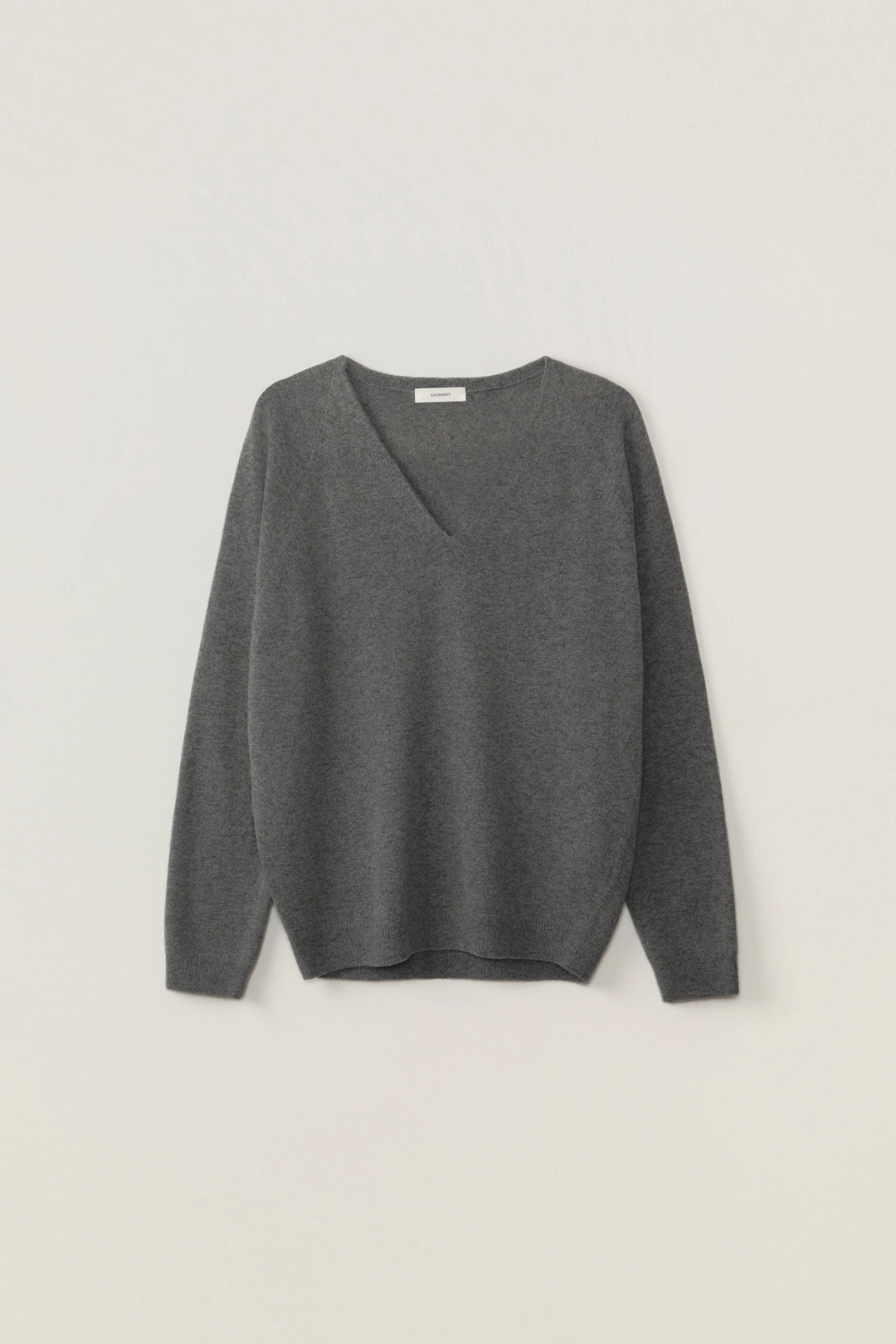 세이지먼트 HOPE CASHMERE V-NECK KNIT_CHARCOAL 상품 이미지 1