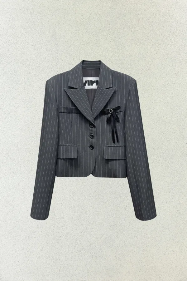 AVEL PINSTRIPE CROP JACKET / CHARCOAL