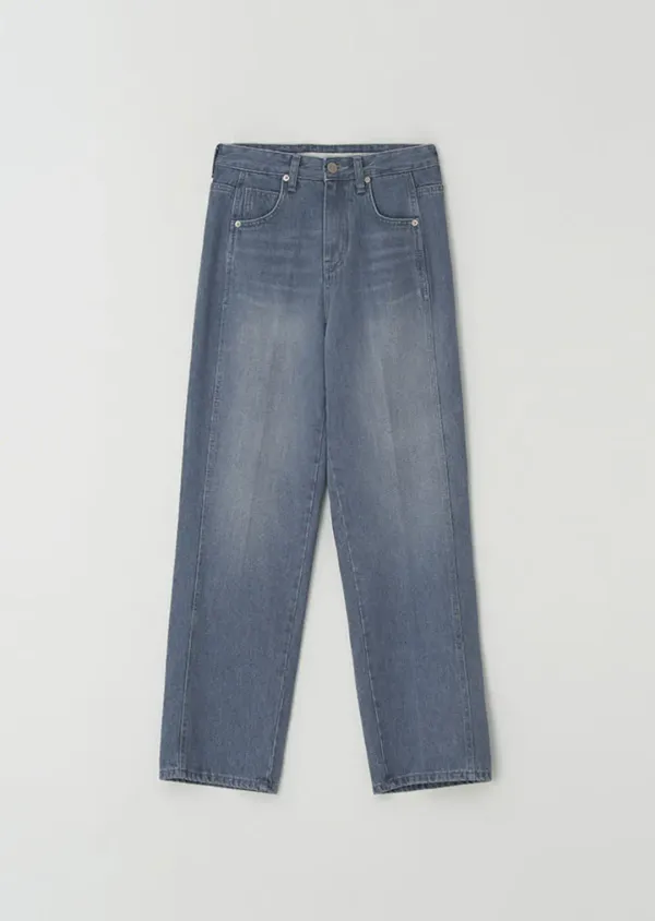 washing straight denim pants