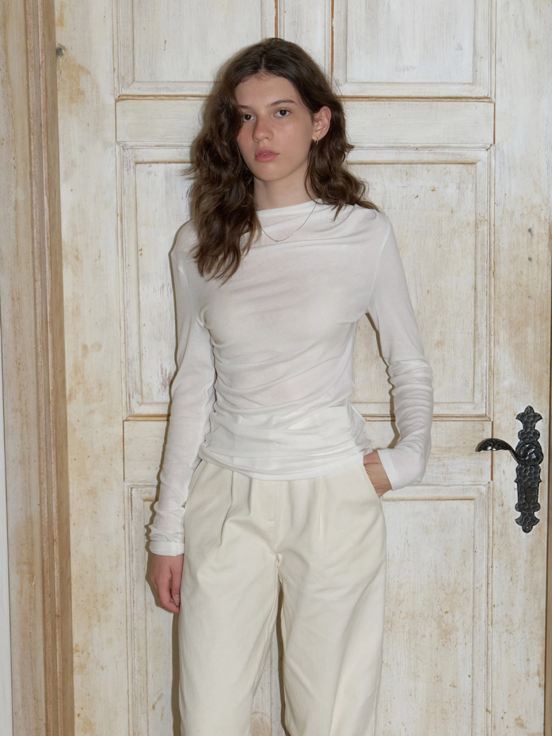 리엘 Orrin shirring t-shirt (ivory) 상품 이미지 1