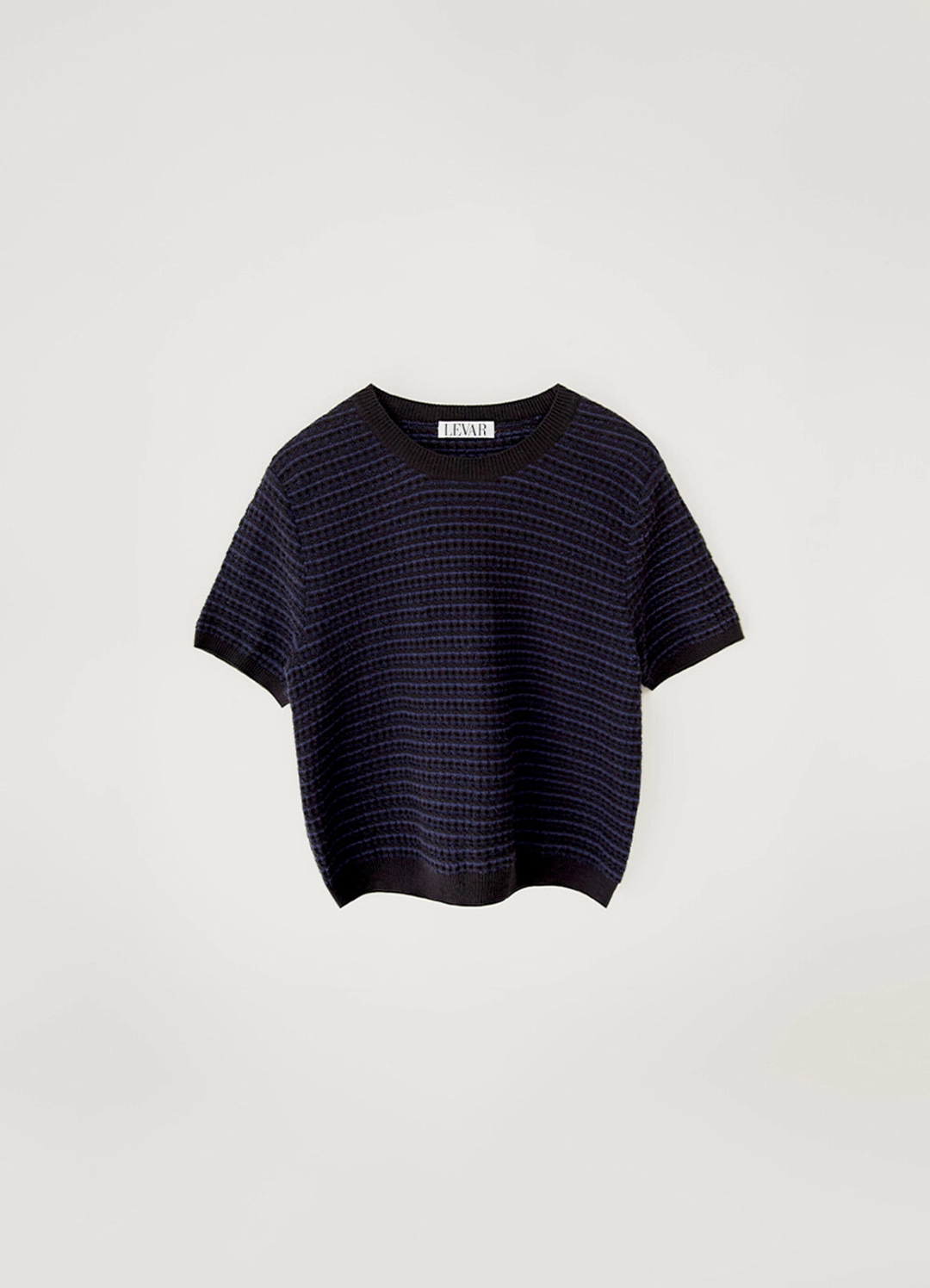 르바 Eyelet Jacquard Half Sleeve Knit - Black 상품 이미지 1