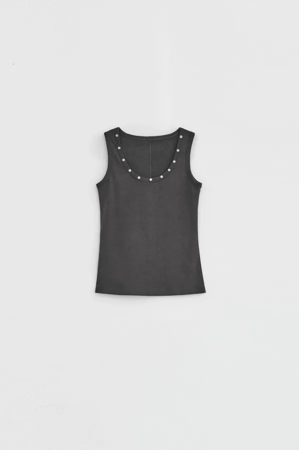 [6/10 순차출고] STUDDED SLEEVELESS TOP