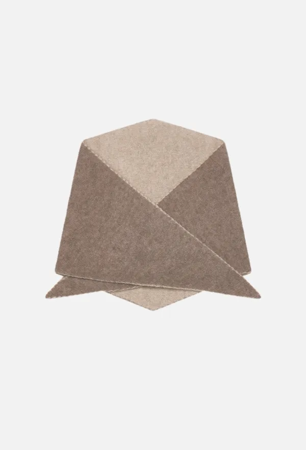 Cashmere Reversible Triangle Scarf (Mocha)