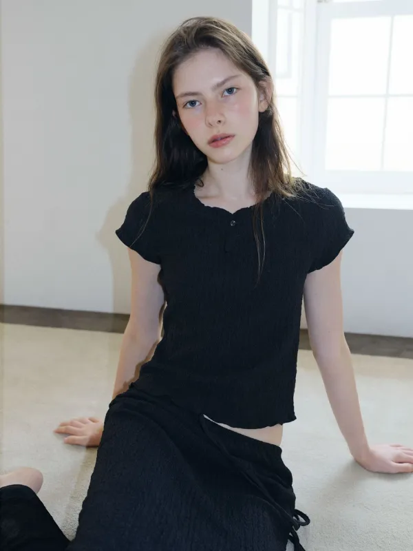 Crinkle Frill T-Shirt (Black)