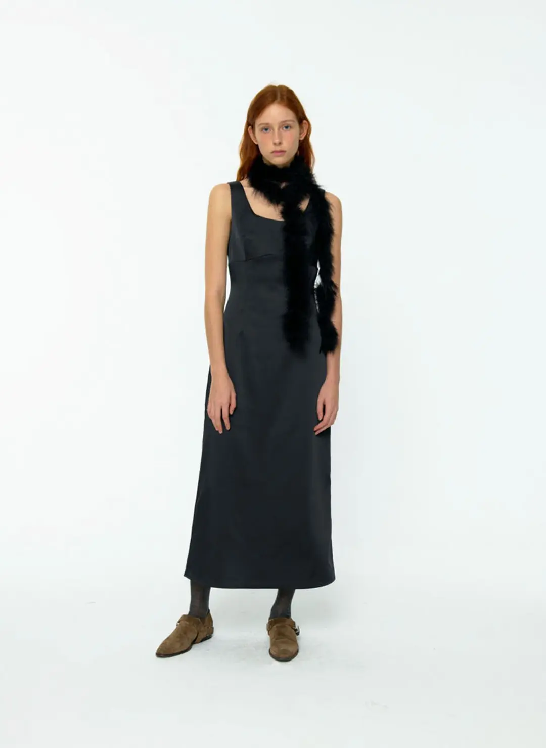 루루서울 Glossy Slim Satin Long Dress (Black) 상품 이미지 2