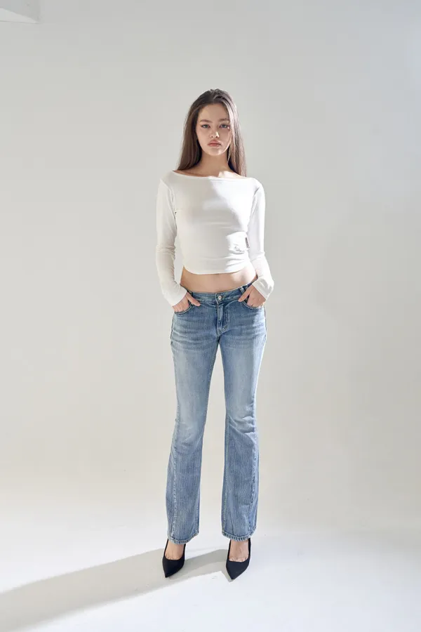X-RAY SLUB STONE LOGO LOW-RISE BOOTCUT JEANS BLUE