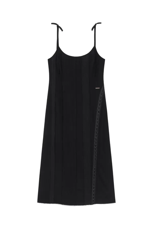 HOOK AND EYE LAYERED LONG DRESS IN BLACK