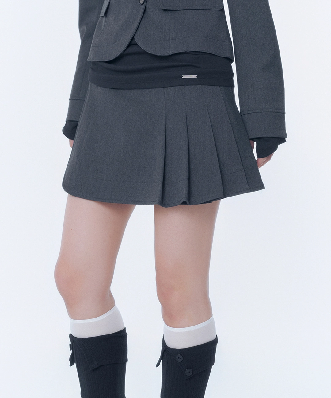 미세키서울 [레이 PICK] Omoi pleats wrap skirt CHARCOAL 상품 이미지 1