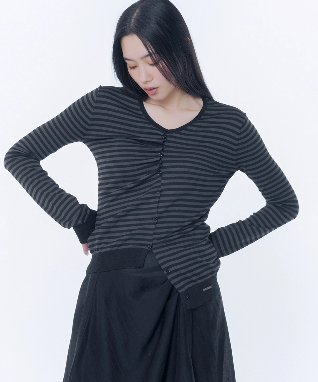 미세키서울 Half shirring button cardigan STRIPE 상품 이미지 2