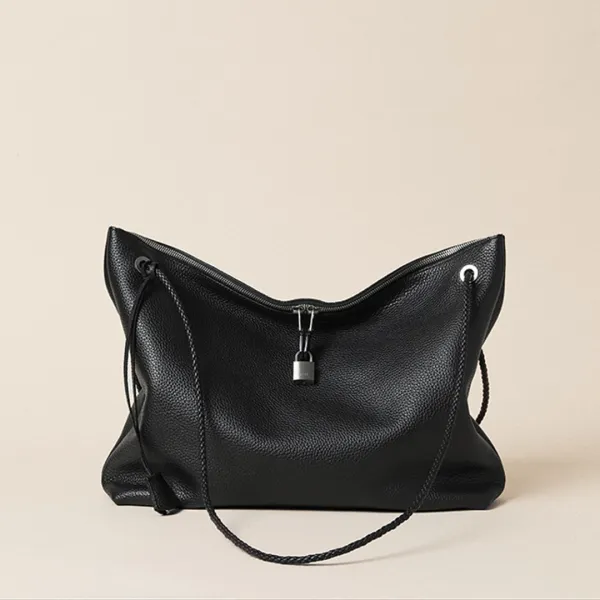 SQUARE BAG_PEBBLE BLACK