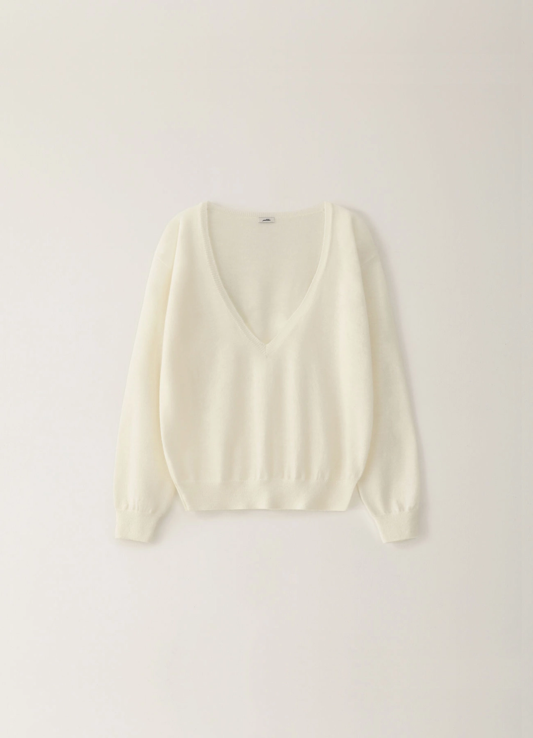 페블엠 3RD / Kid Slim V-neck Knit - Ivory 상품 이미지 1