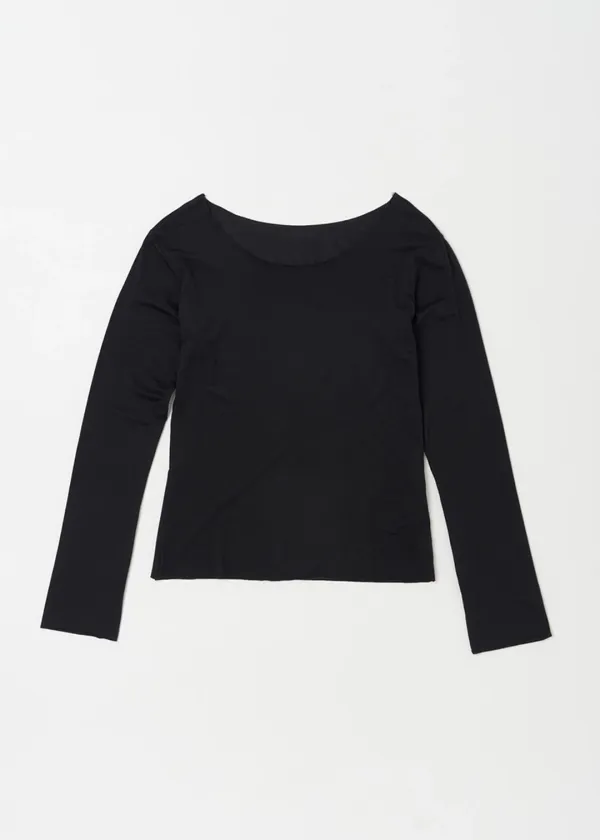 RAW-CUT SCOOP TOP IN BLACK