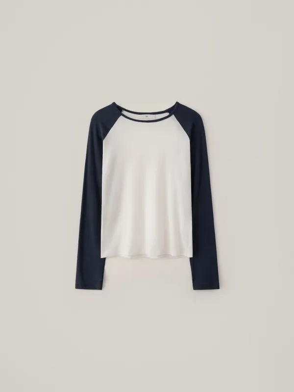 [6.2 예약 배송] Fresh Cotton Raglan Long Top - Ivory/Navy