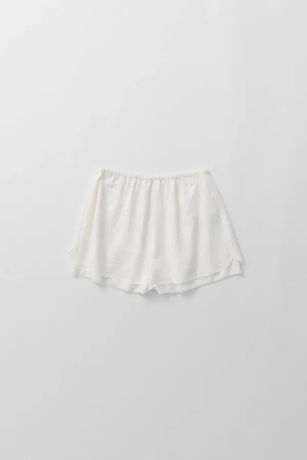 a vintage boxer (ivory)