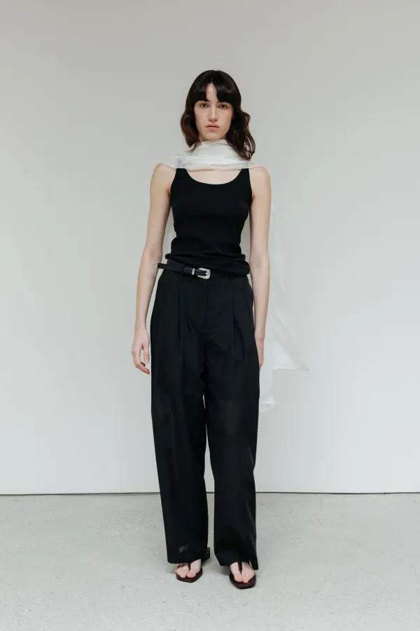 90s U-Neck Sleeveless_Black