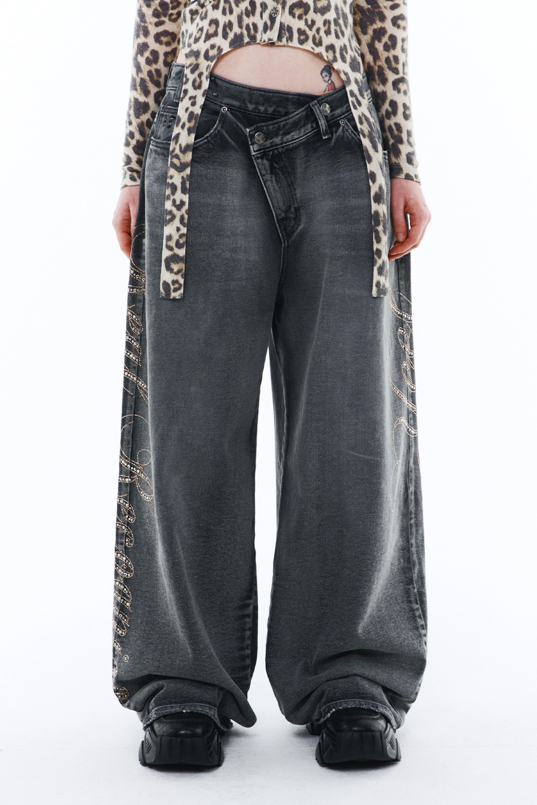 와이이이엘 YEEL SIDE CUBIC DENIM PANTS GREY 상품 이미지 3