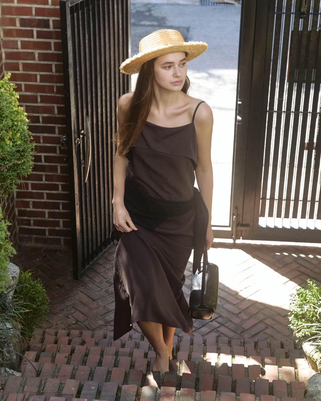 어다울 [6/4 예약발송] Ruffle slip long dress - brown 상품 이미지 2
