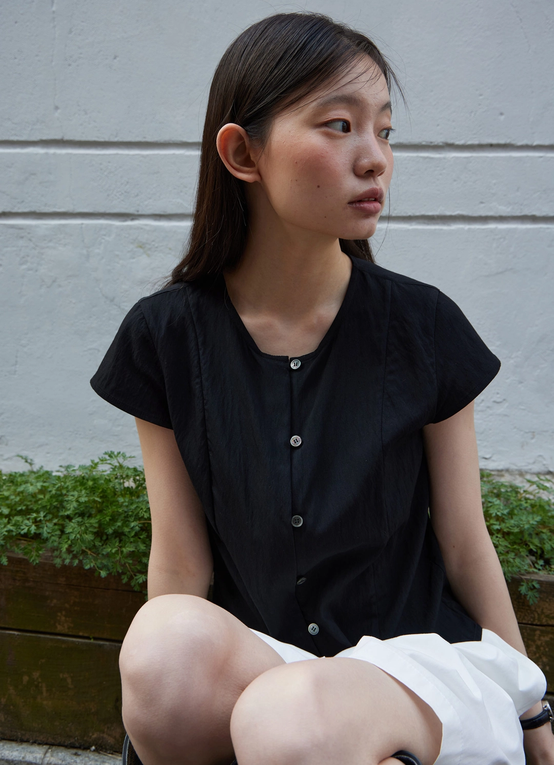 스텝어라운드 [3차] Cap sleeve blouse_BLACK 상품 이미지 2