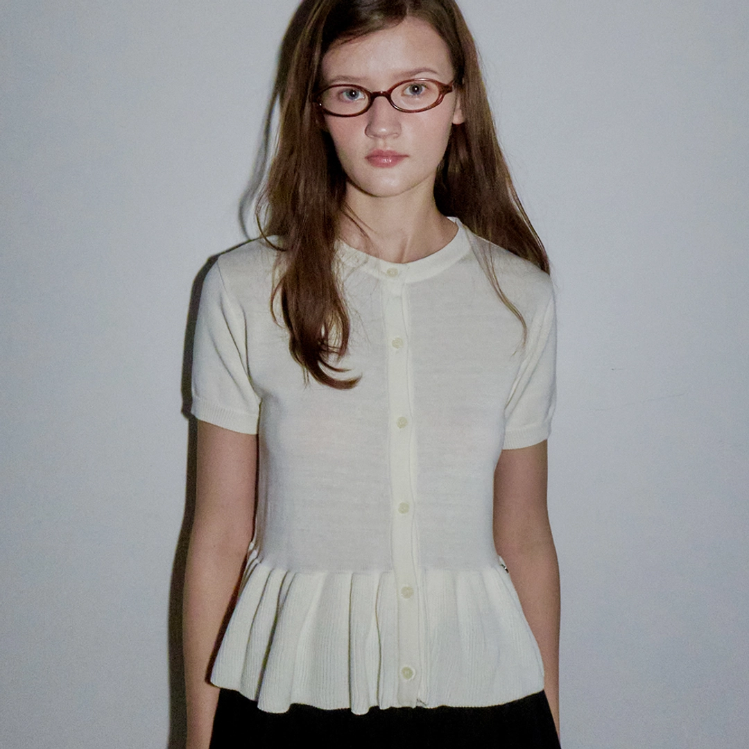 론론 RUFFLE SHORT SLEEVE KNIT CARDIGAN CREAM 상품 이미지 2