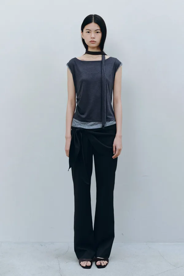 LOW-RISE BOOTS CUT LAP PANTS, BLACK