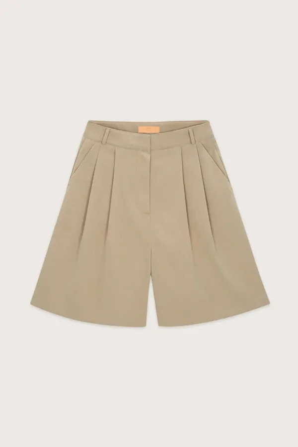 Round Half Pants (Beige)