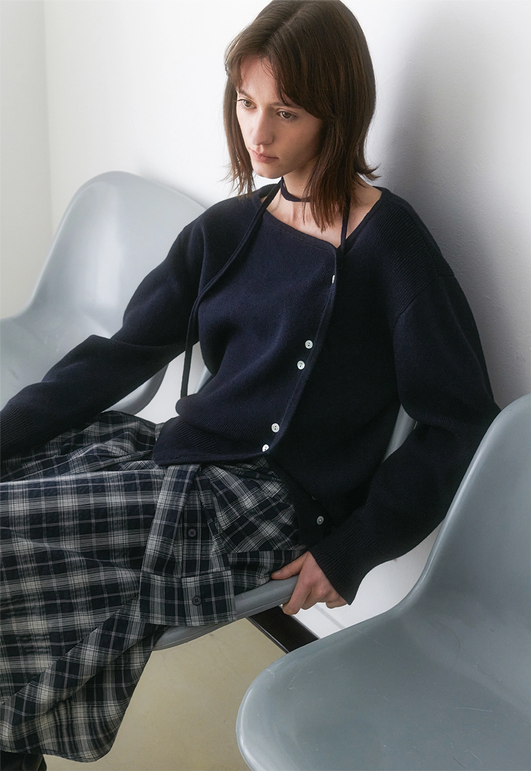 아뜰리에 나인 (Z-CD-2248)UNBALANCEBUTTON STRING VOLUME CARDIGAN S 상품 이미지 2