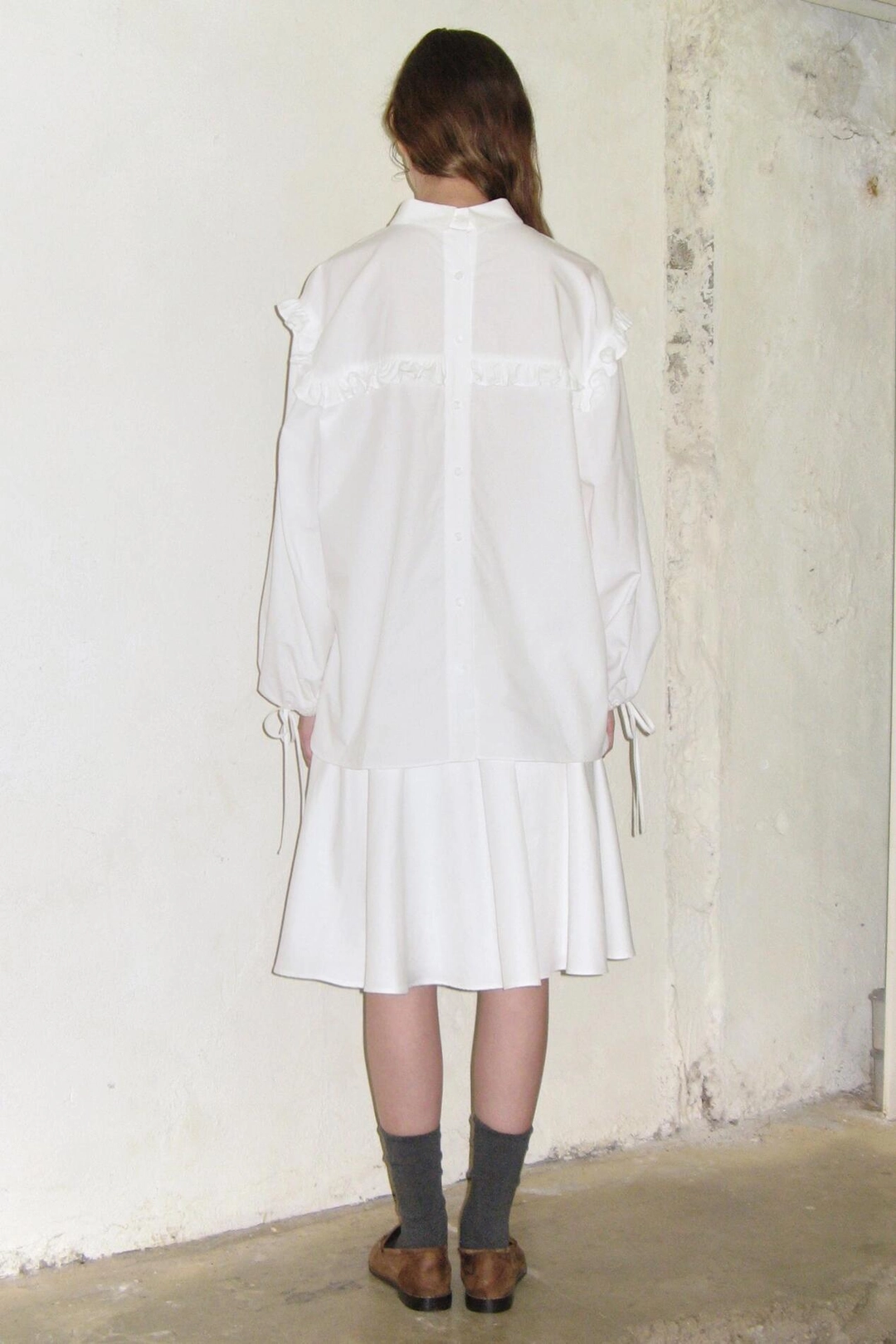 시눈 Ruffle Two-Way Blouse (White) 상품 이미지 3