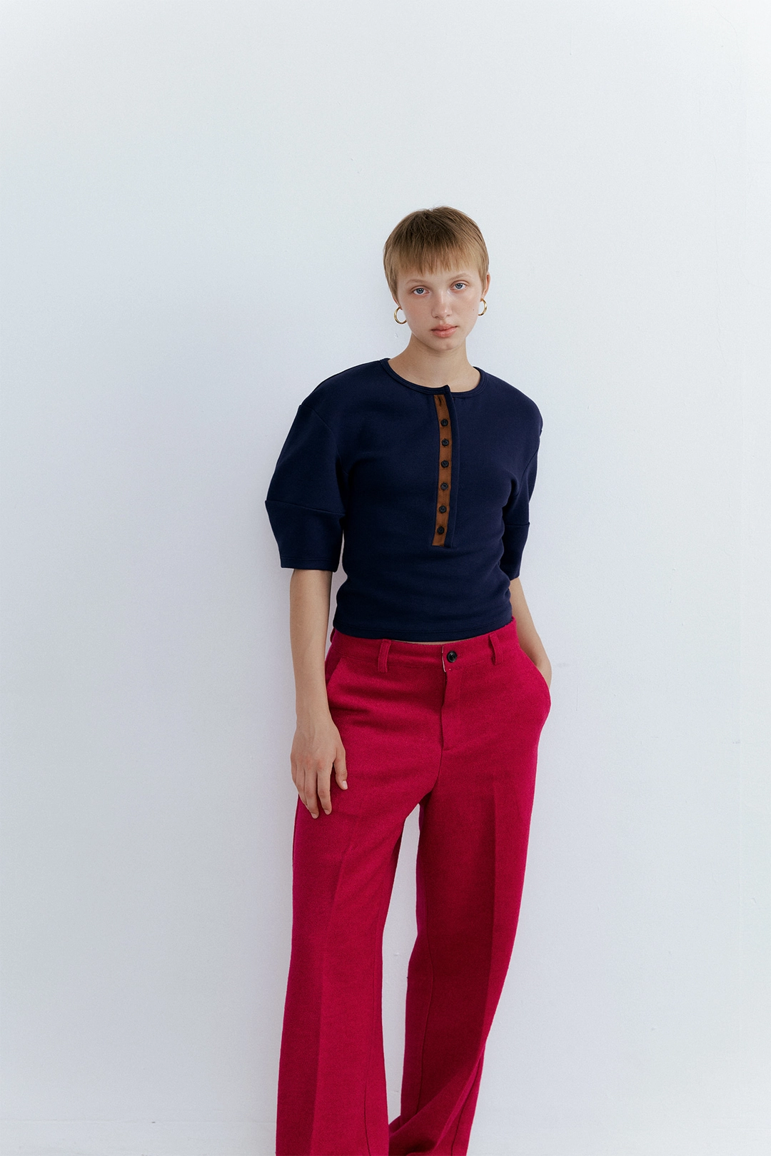 포지프레클즈 Curved Button Top_Navy 상품 이미지 2