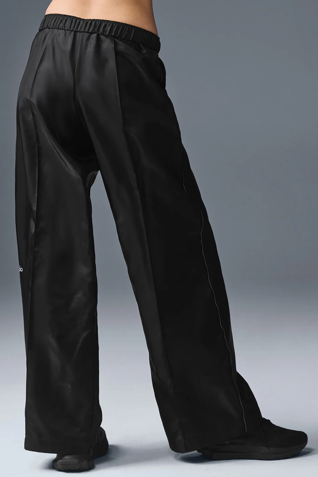 알로요가 Afterglow Wide Leg Track Pant - Black 상품 이미지 3