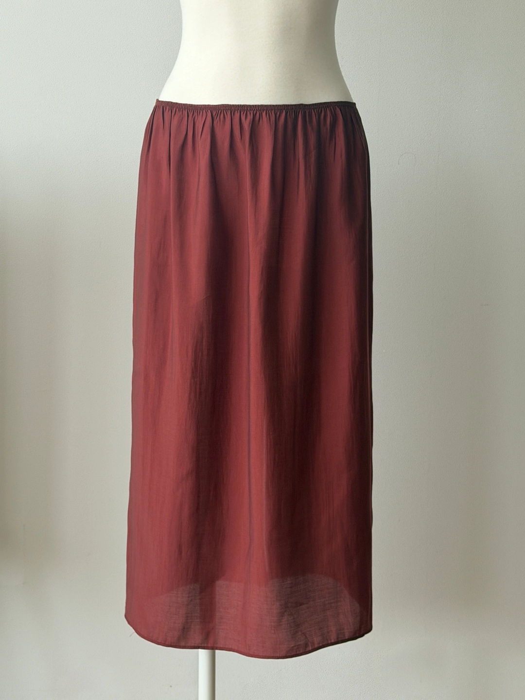 루루서울 SUNLIT SLIT SKIRT (RED) 상품 이미지 3