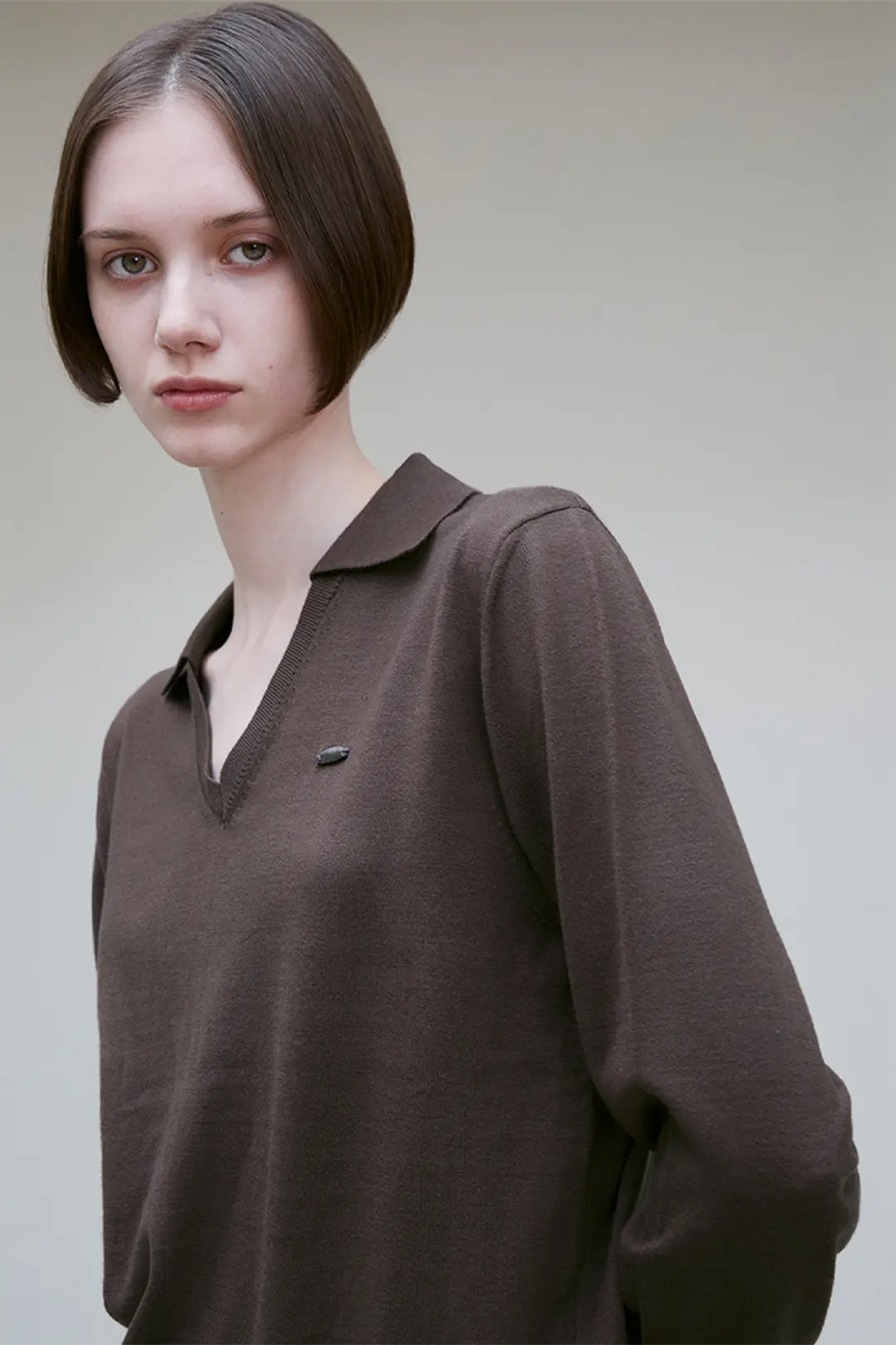 리이 SPREAD COLLAR KNIT TOP CHOCOLATE 상품 이미지 2
