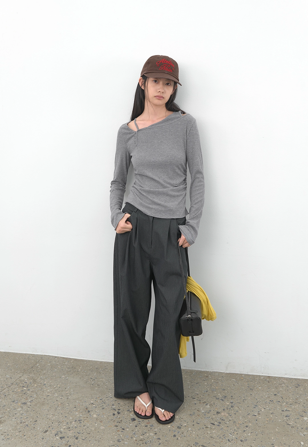 아뜰리에 나인 (PT-5827)CREASE TWO TUCK WIDE PANTS 상품 이미지 3