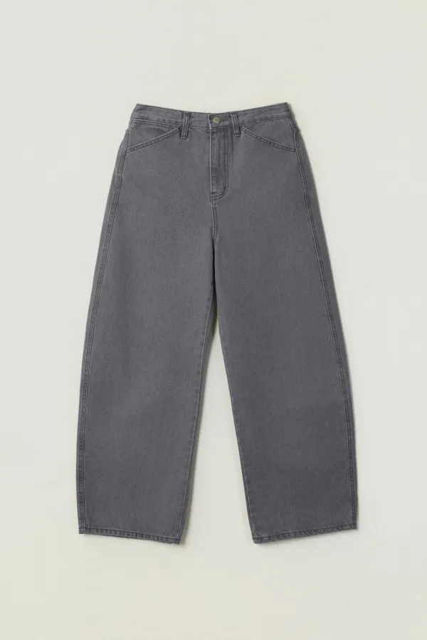 ELI CURVED GRAY DENIM PANTS_GRAY
