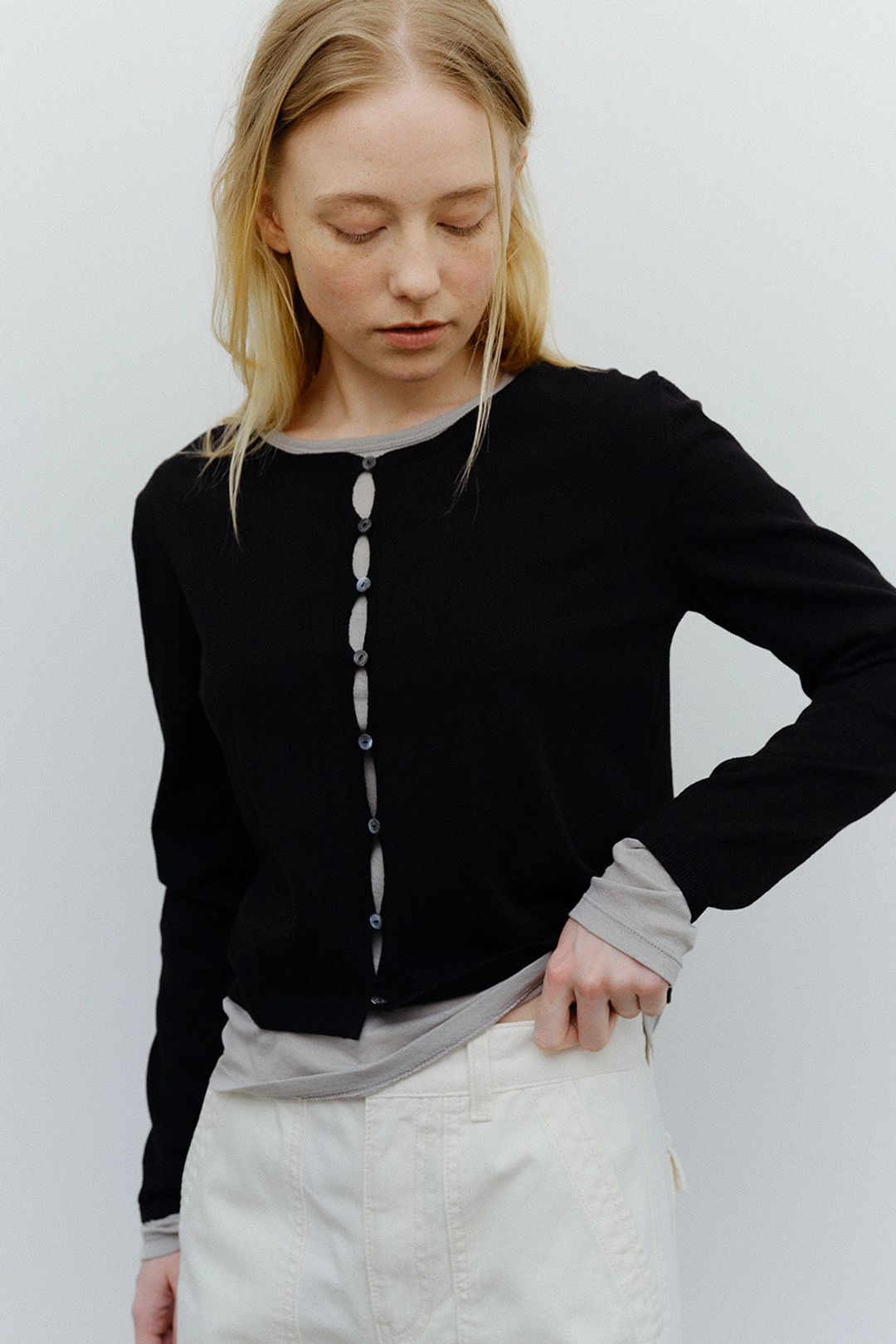 블랭크공삼 cotton hemp button cardigan (black) 상품 이미지 2