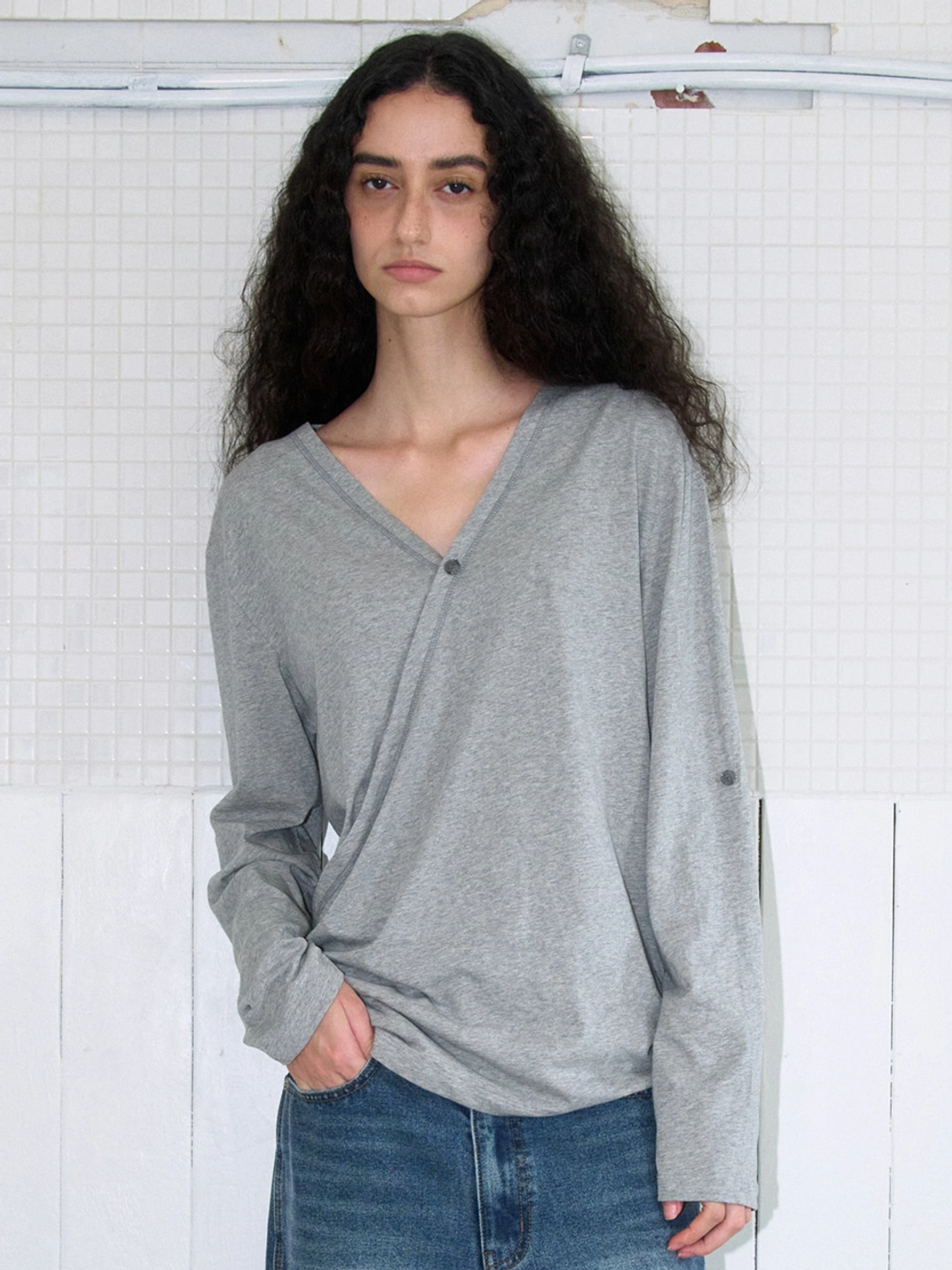 밀로 우먼 Button Wrap T-Shirt [Melange Gray] 상품 이미지 1