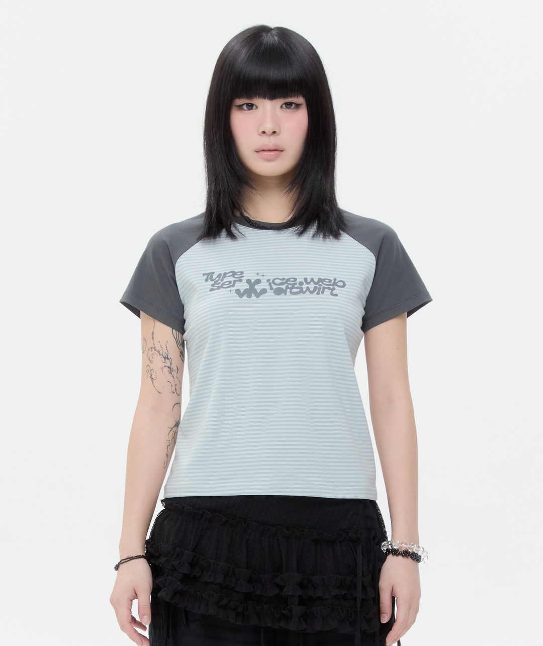 타입서비스 Vivid Twirl Raglan Top [Blue] 상품 이미지 1