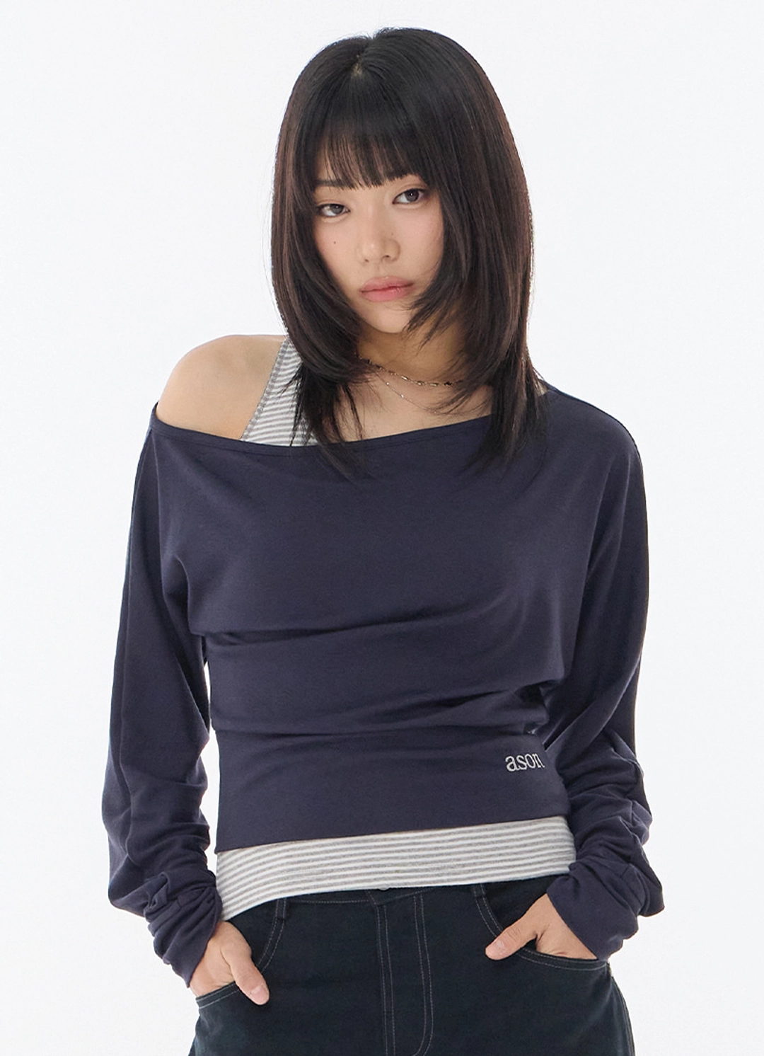 애즈온 GLEAM OFF SHOULDER LONG SLEEVE / NAVY 상품 이미지 1