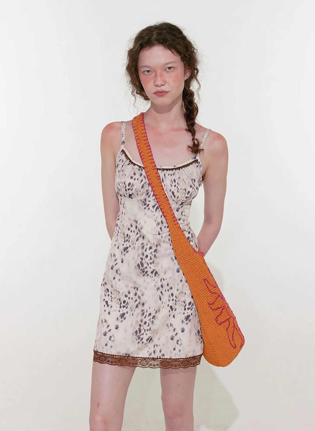 루루서울 Leopard Lace Mini Dress (Brown) 상품 이미지 2
