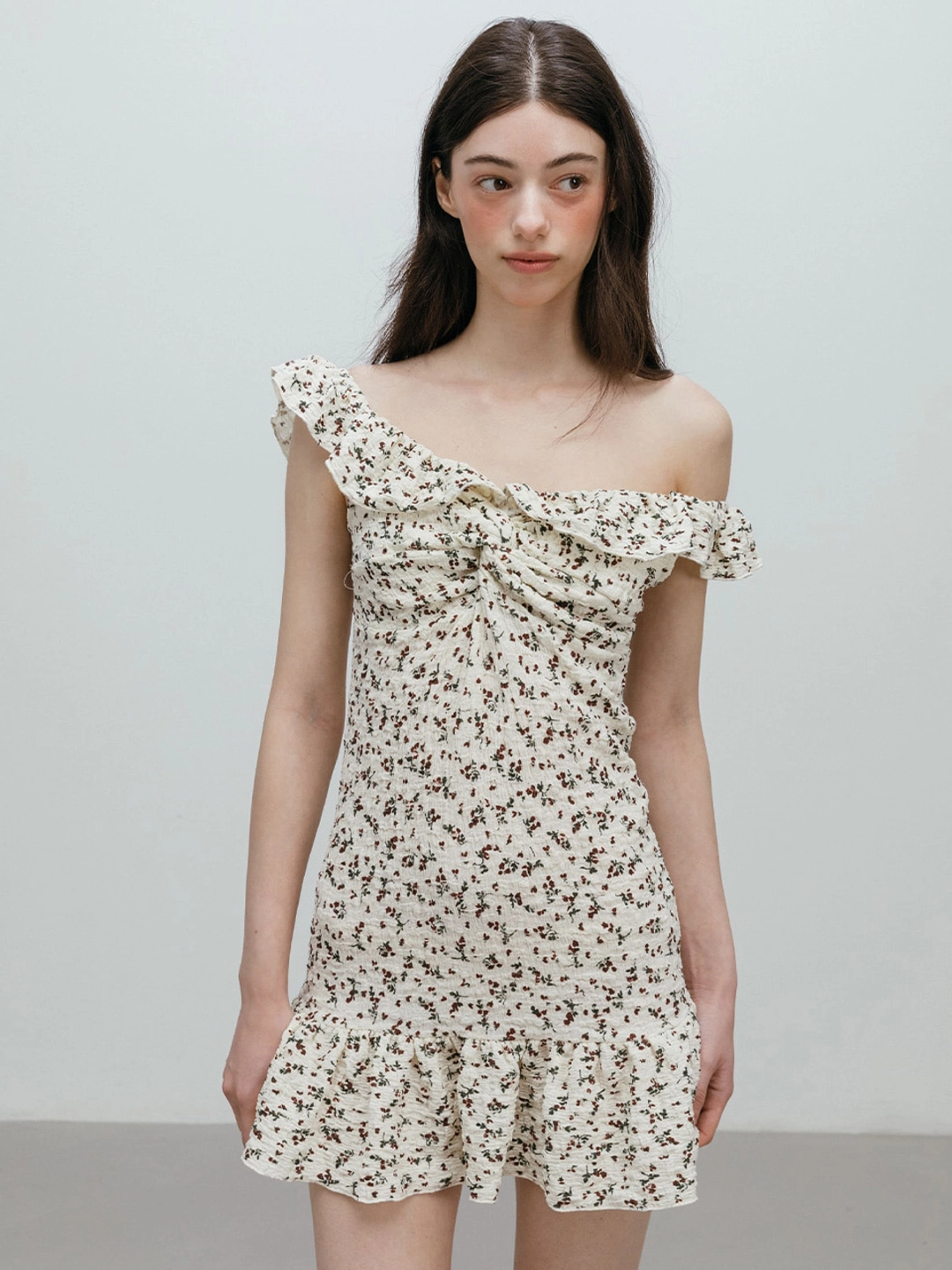 모이페어 [5/28 예약배송] FLOWER FRILL MINI DRESS / IVORY 상품 이미지 2