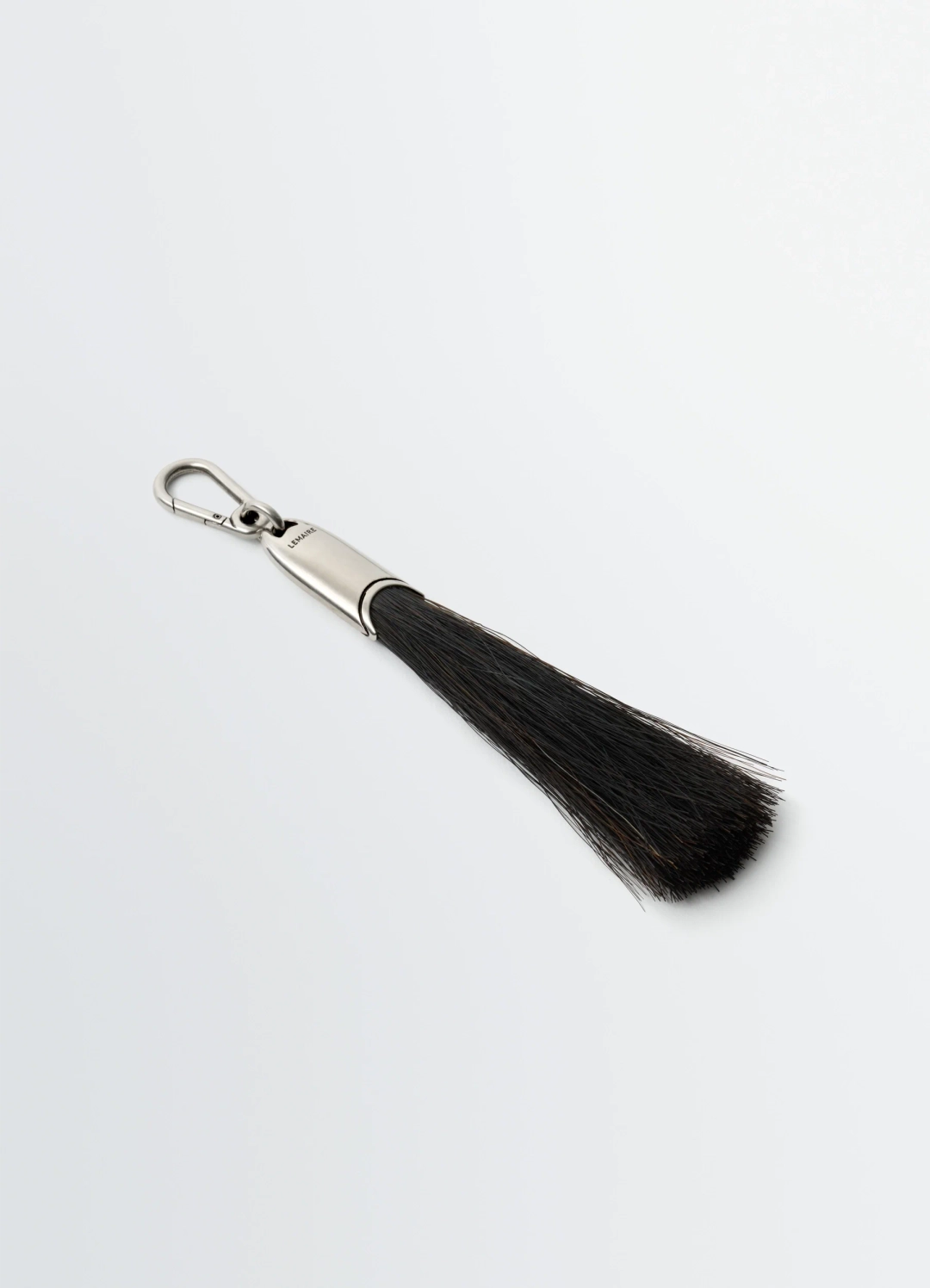르메르 MAXI BRUSH BAG CHARM IN HORSEHAIR 상품 이미지 3